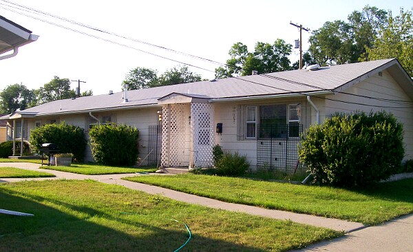 Building Photo - B.R. Fishburn Apartments