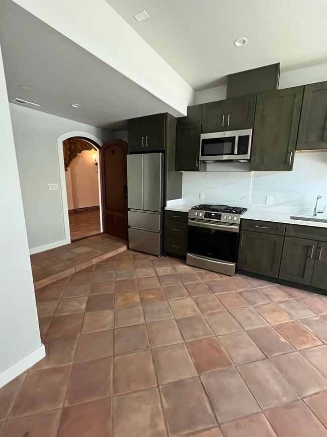 Building Photo - 3800 Scott Street