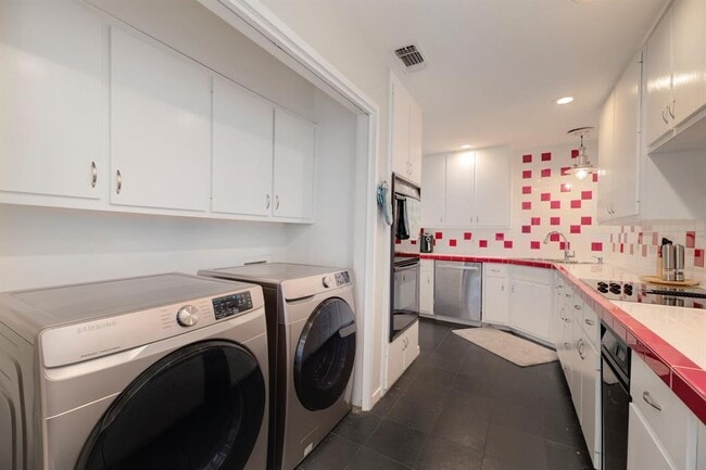 Building Photo - 1707 Spyglass Dr