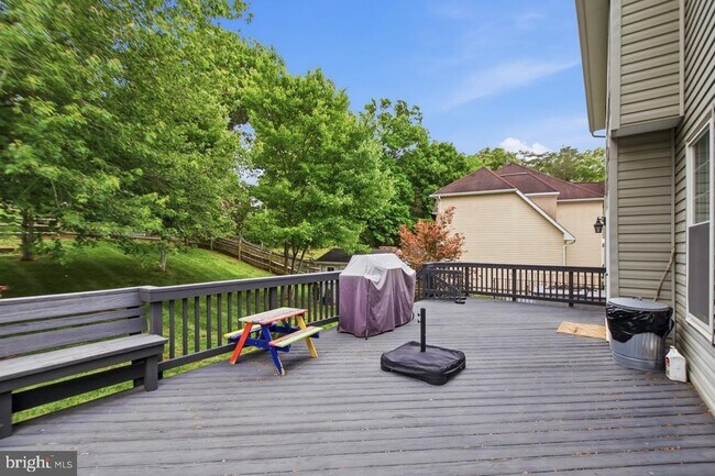 Building Photo - 14997 Grassy Knoll Ct