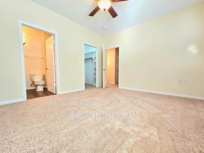 Building Photo - 5260 Elston Ln