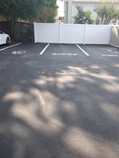 Building Photo - 254 Stewart Ave