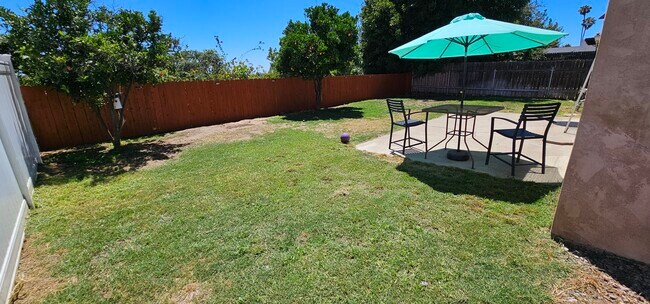 Building Photo - 8469 Tommy Dr