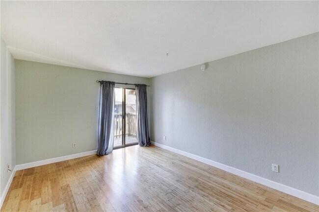 Building Photo - 3627 Menchaca Rd