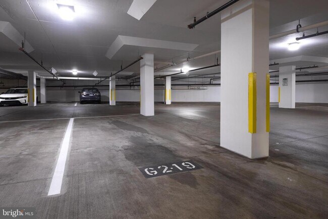 Building Photo - 9480 Virginia Center Blvd