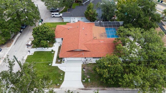 Building Photo - 2306 S San Jose Cir