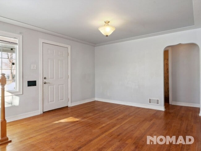 Building Photo - 2712 S Hazel Ct