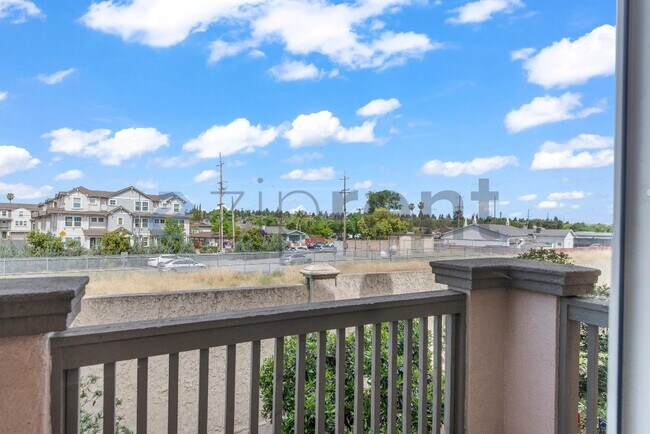 Building Photo - 2954 Worthing Common