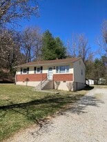 Building Photo - 2533 Wildwood Rd