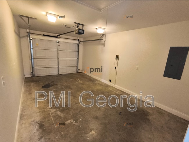 Building Photo - 206 Gayla Ct
