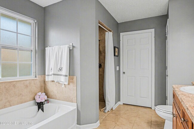 Building Photo - 87159 Chesapeake Ave