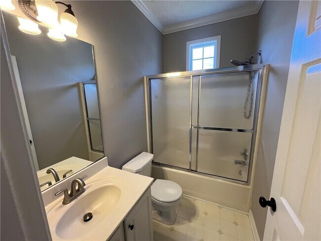 Building Photo - 320 Harmony Ct