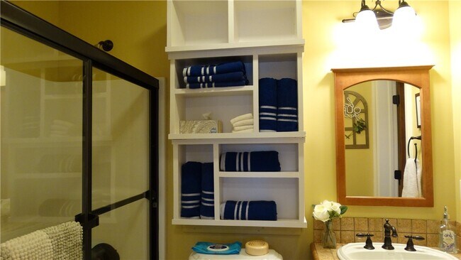 Building Photo - 875 Co Rd 26