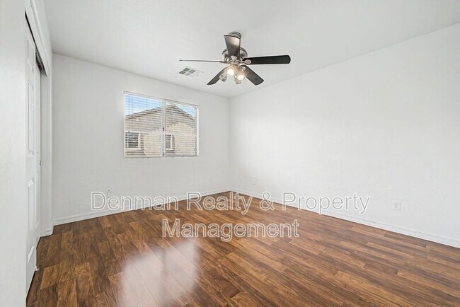 Building Photo - 2048 W Monte Cristo Ave