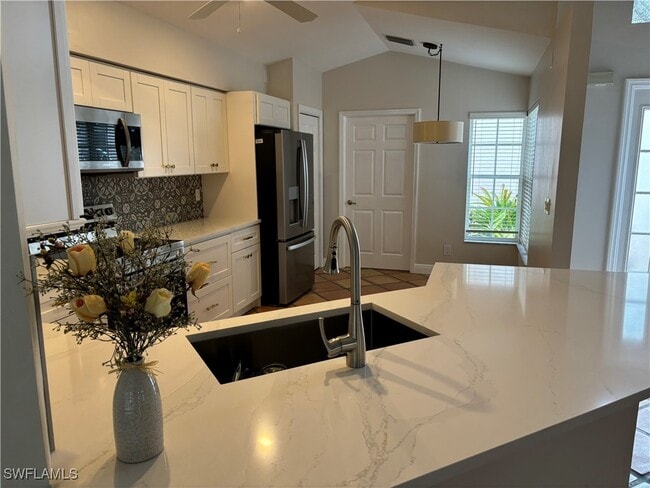 Building Photo - 7719 Ahoy Ave