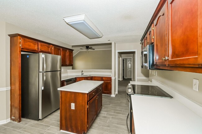 Building Photo - 7764 Shadow Glen Ln