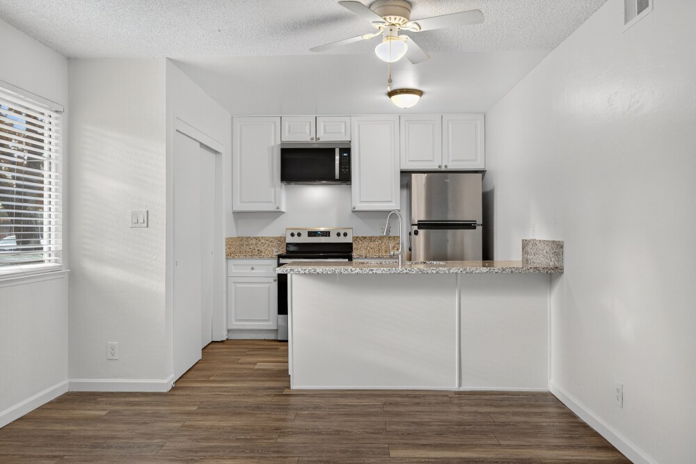 Building Photo - 81 La Fresa Ct