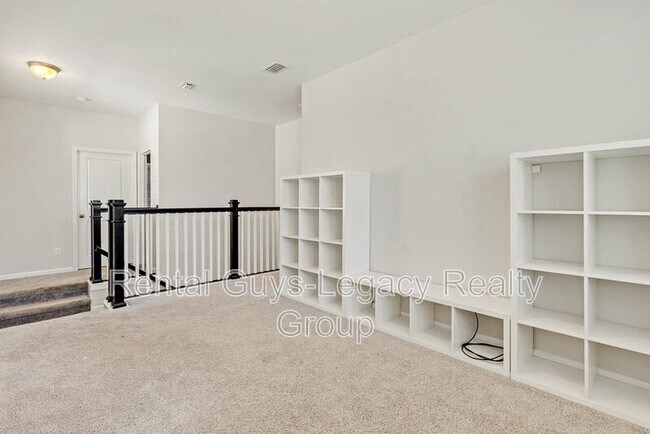 Building Photo - 14743 Rain Lily St