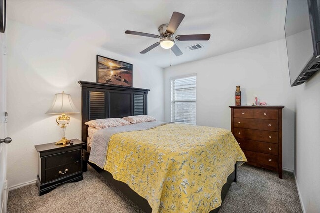 Building Photo - 16684 Lonely Pines Dr