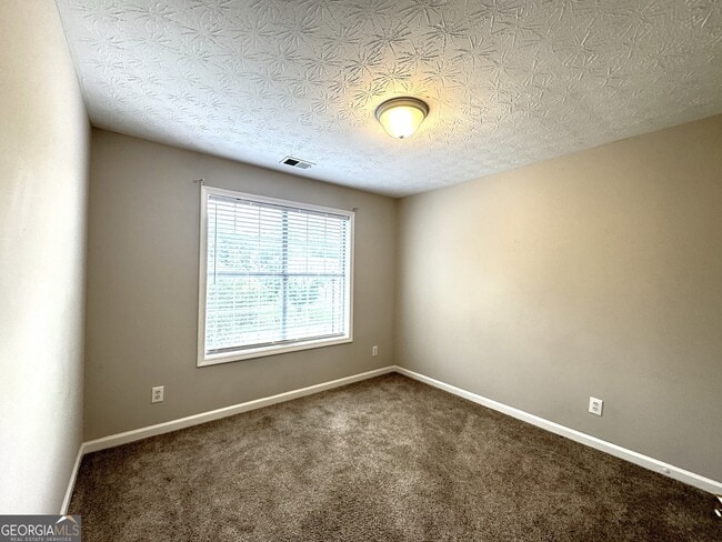 Building Photo - 2121 Silva Ct