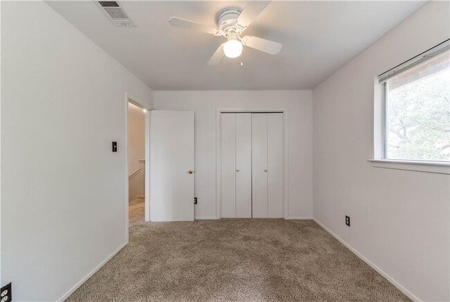 Building Photo - 4200 Everest Ln