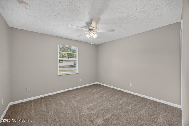 Building Photo - 1143 Tumbleweed Dr
