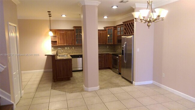 Building Photo - 4321 SW 160th Ave