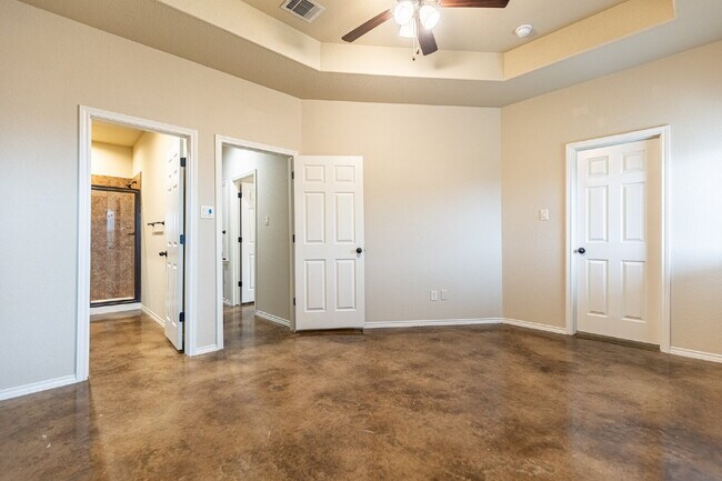 Building Photo - 218 Ragsdale Way