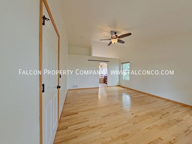 Building Photo - 8093 Fort Smith Rd
