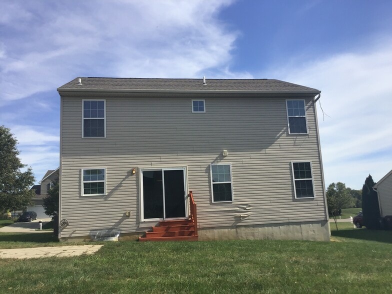 Building Photo - 1141 Promenade Dr