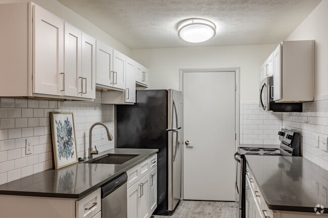 Interior Photo - Icon Avondale Apartments
