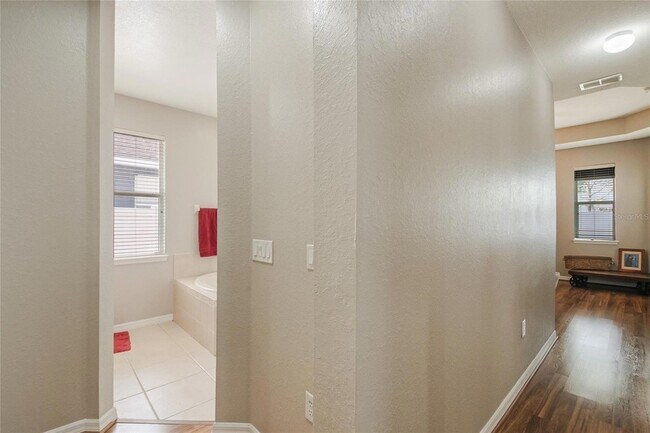 Building Photo - 1006 Costa Mesa Ln