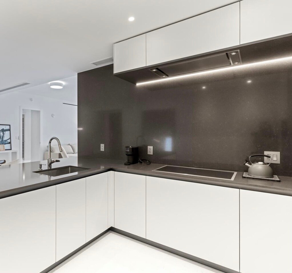 Building Photo - 300 Biscayne Boulevard Way