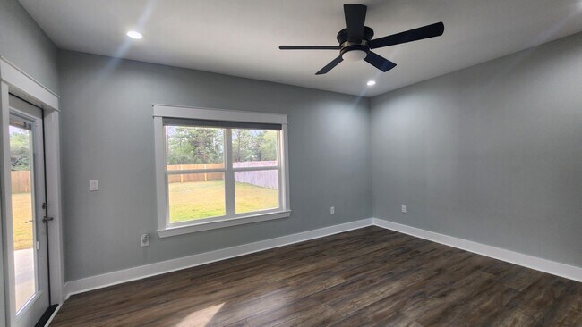 Building Photo - 9149 Timber Ln