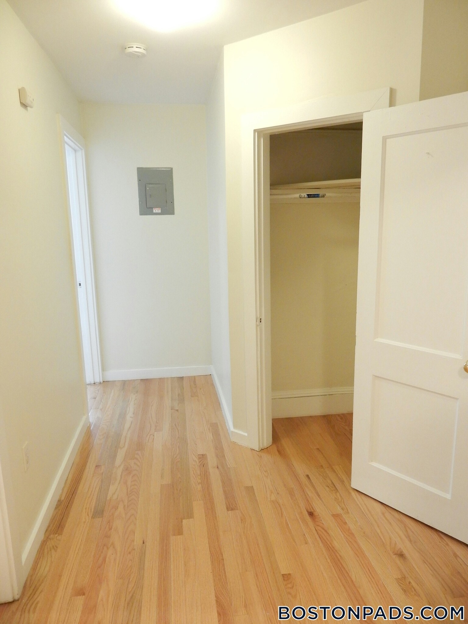 Building Photo - 171 Hemenway St