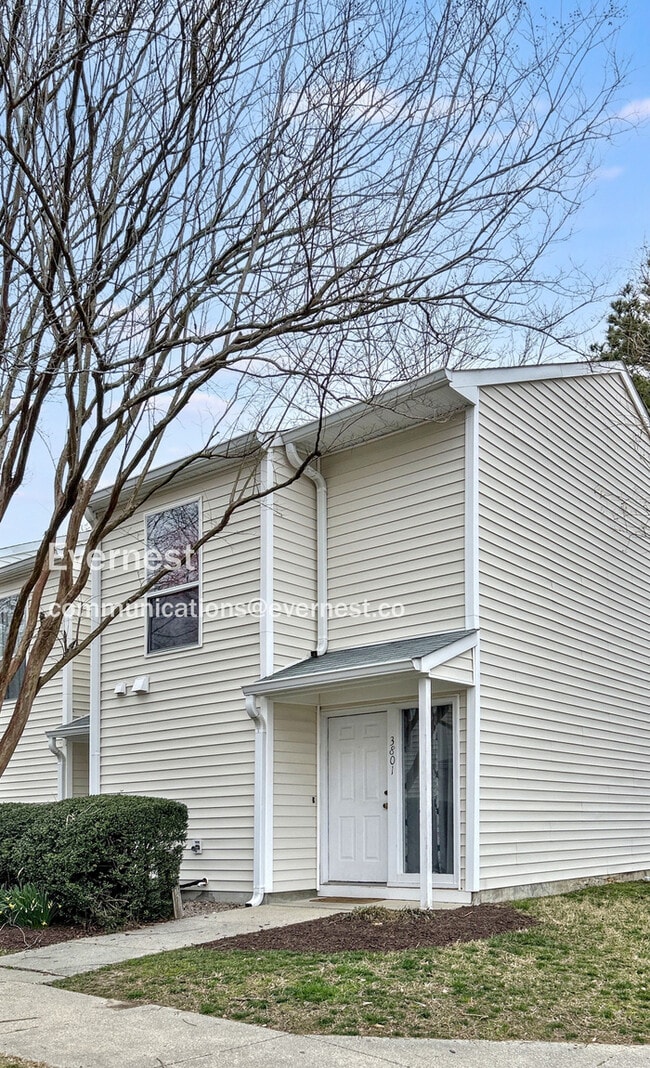 Primary Photo - 3801 Staffordshire Ln