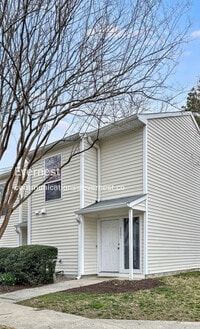 Building Photo - 3801 Staffordshire Ln