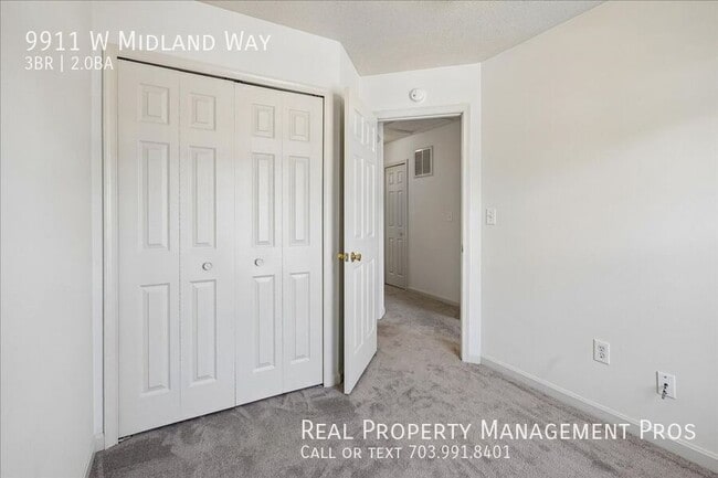 Building Photo - 9911 W Midland Way
