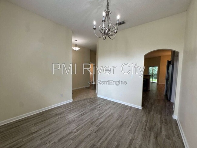 Building Photo - 533 Alice Cove Ct
