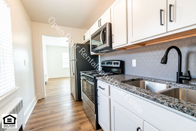 Building Photo - 1823 Griswold Dr