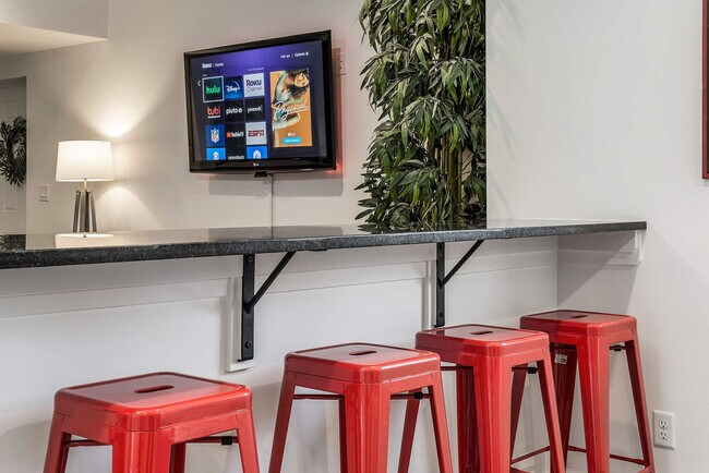 Building Photo - 2273 N Elderberry Dr