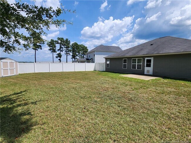 Building Photo - 931 Screech Owl Dr