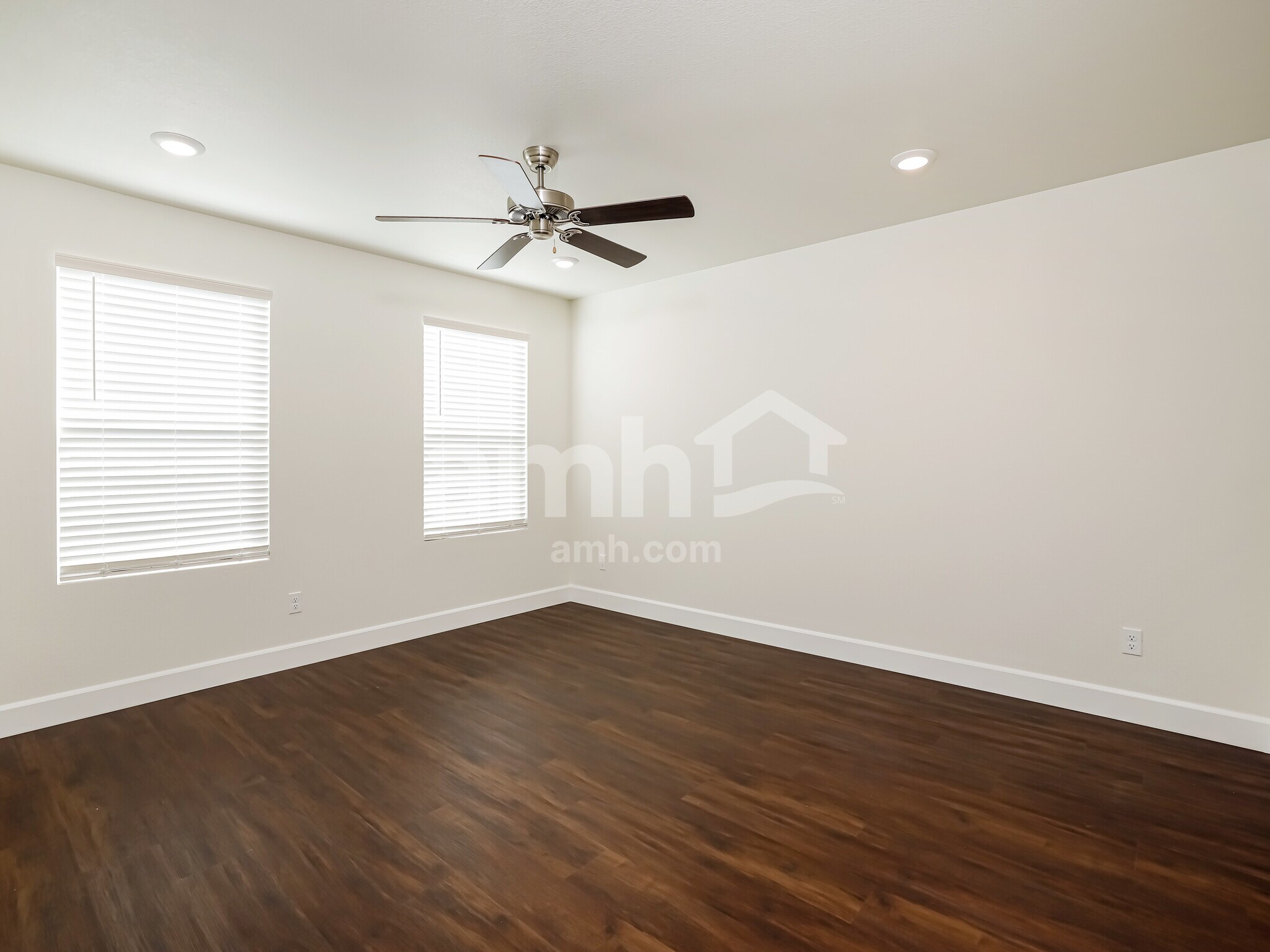 Building Photo - 1515 Inspiration Ln