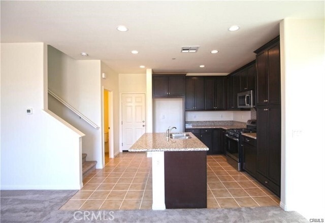 Building Photo - 710 Banyan Wy