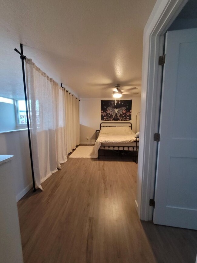 Building Photo - Cherry Lane Commons