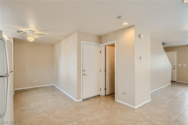 Building Photo - 5174 Starter Ave