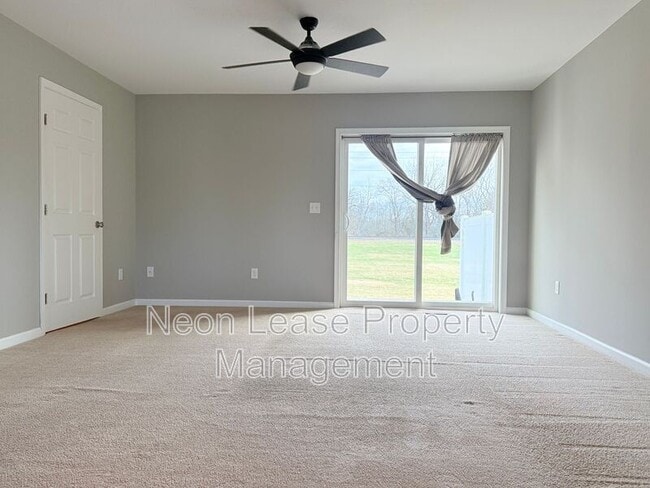 Building Photo - 129 Church St