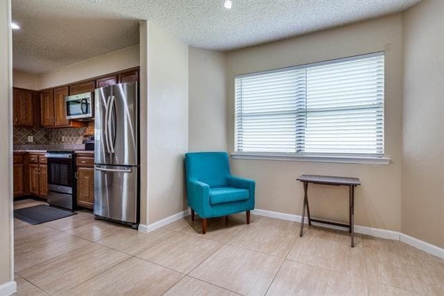 Building Photo - 2625 Briar Hill Dr