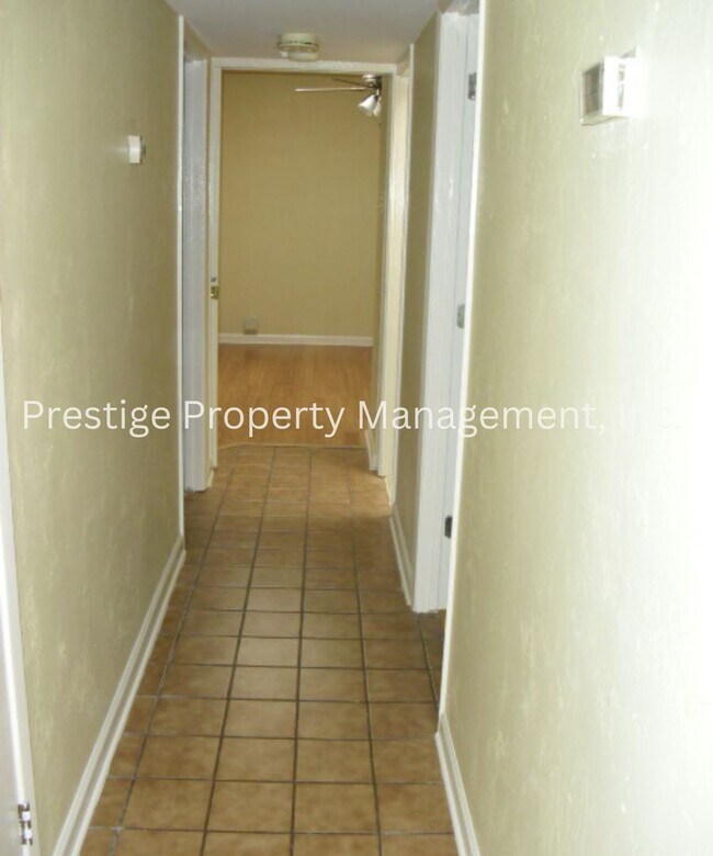 Building Photo - Beautifully and Spacious East Side Home!