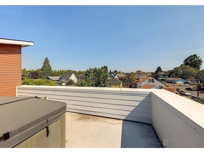 Building Photo - Boise Neighborhood New Construction 3-Story Home with All of the Amenities, Rooftop Patio, Fenced...